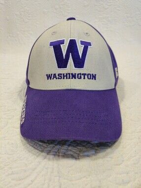 Vintage 1991 Washington Huskies Adjustable College Football Sports Russell Cap